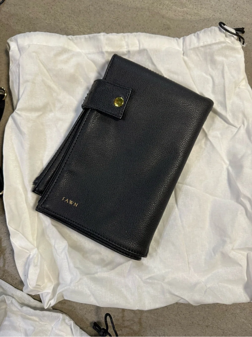 Fawn Design versatile black